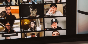 How do you effectively communicate as a remote team? Here are ways.