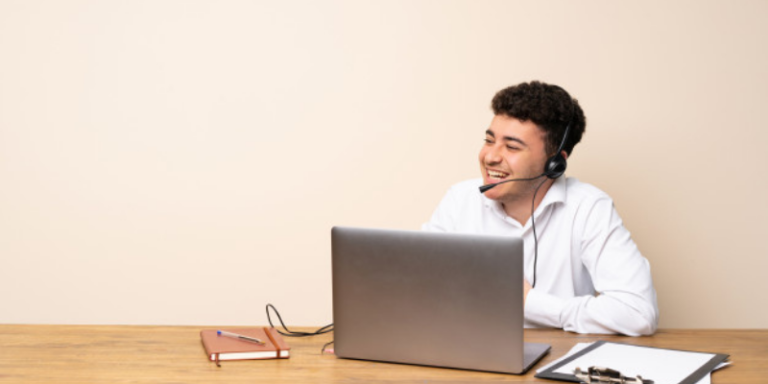 Take advantage of these 4 telemarketing examples - SixEleven